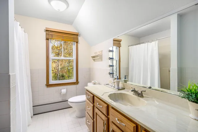 $849,000 | 88 Joe Thompson Road, Marstons Mills, MA 02648