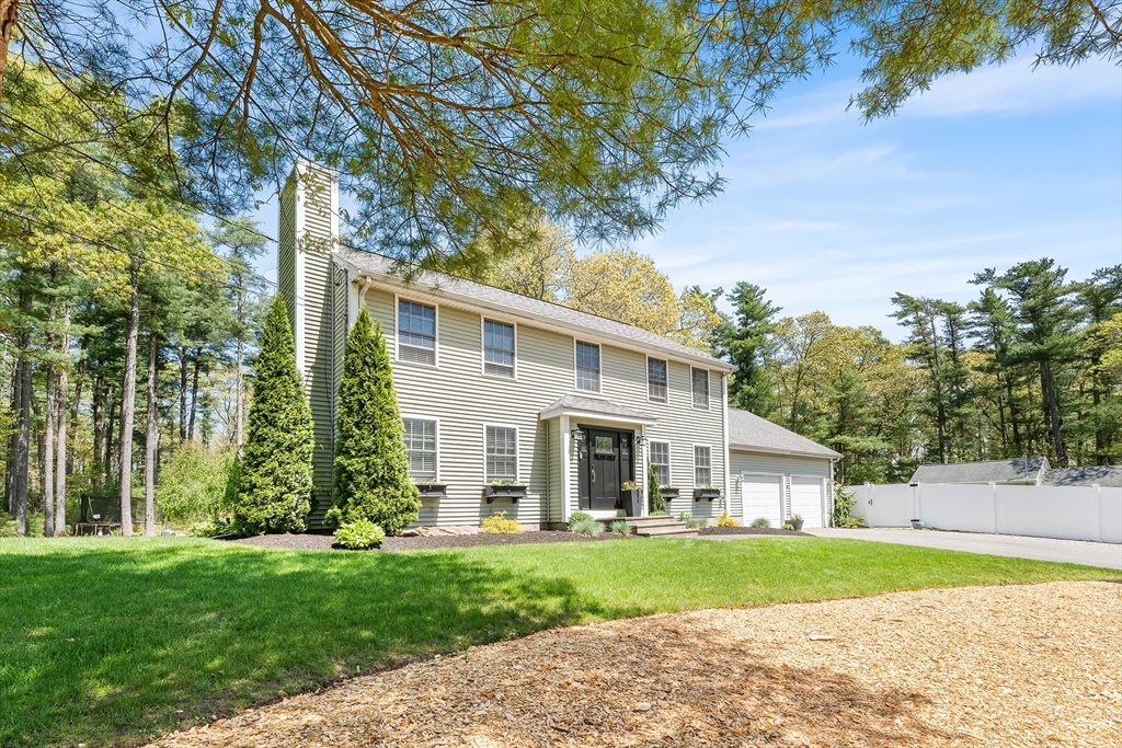 95 Fearing Hill Road Wareham, MA 02576 - Photo 2 of 41 Gallery Image 2