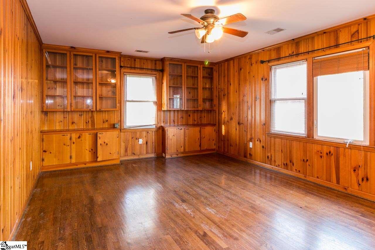105 Henry Street Clinton, SC 29325 - Photo 6 of 16 Gallery Image 6