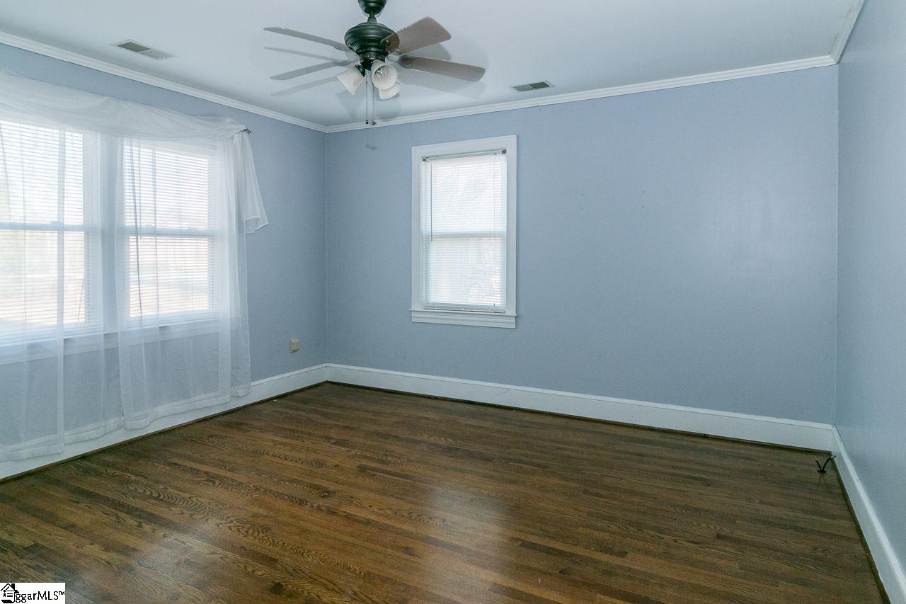 105 Henry Street Clinton, SC 29325 - Photo 8 of 16 Gallery Image 8