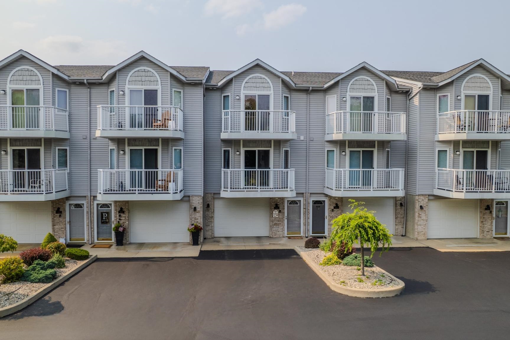 1682 Castleview, Unit 4 Gladwin, MI 48624 - Photo 4 of 48