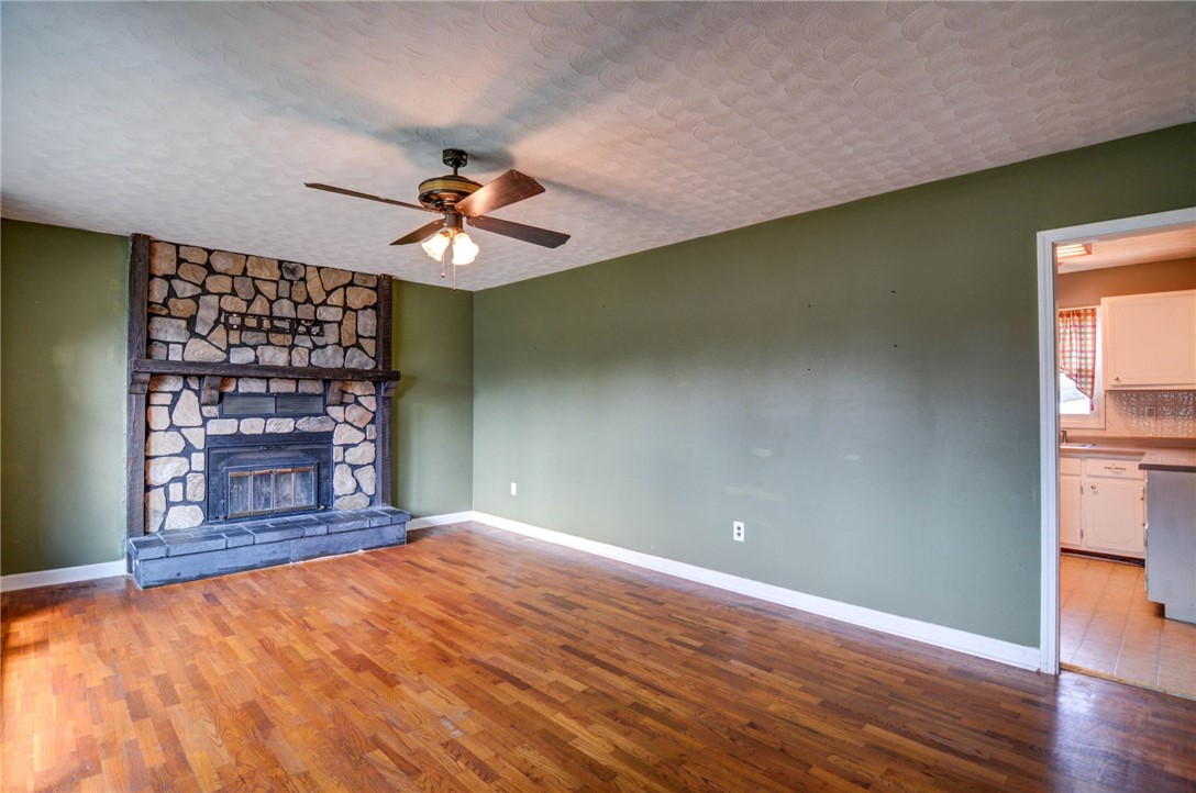 1838 Midland Road Decatur, IL 62521 - Photo 8 of 37 Gallery Image 8