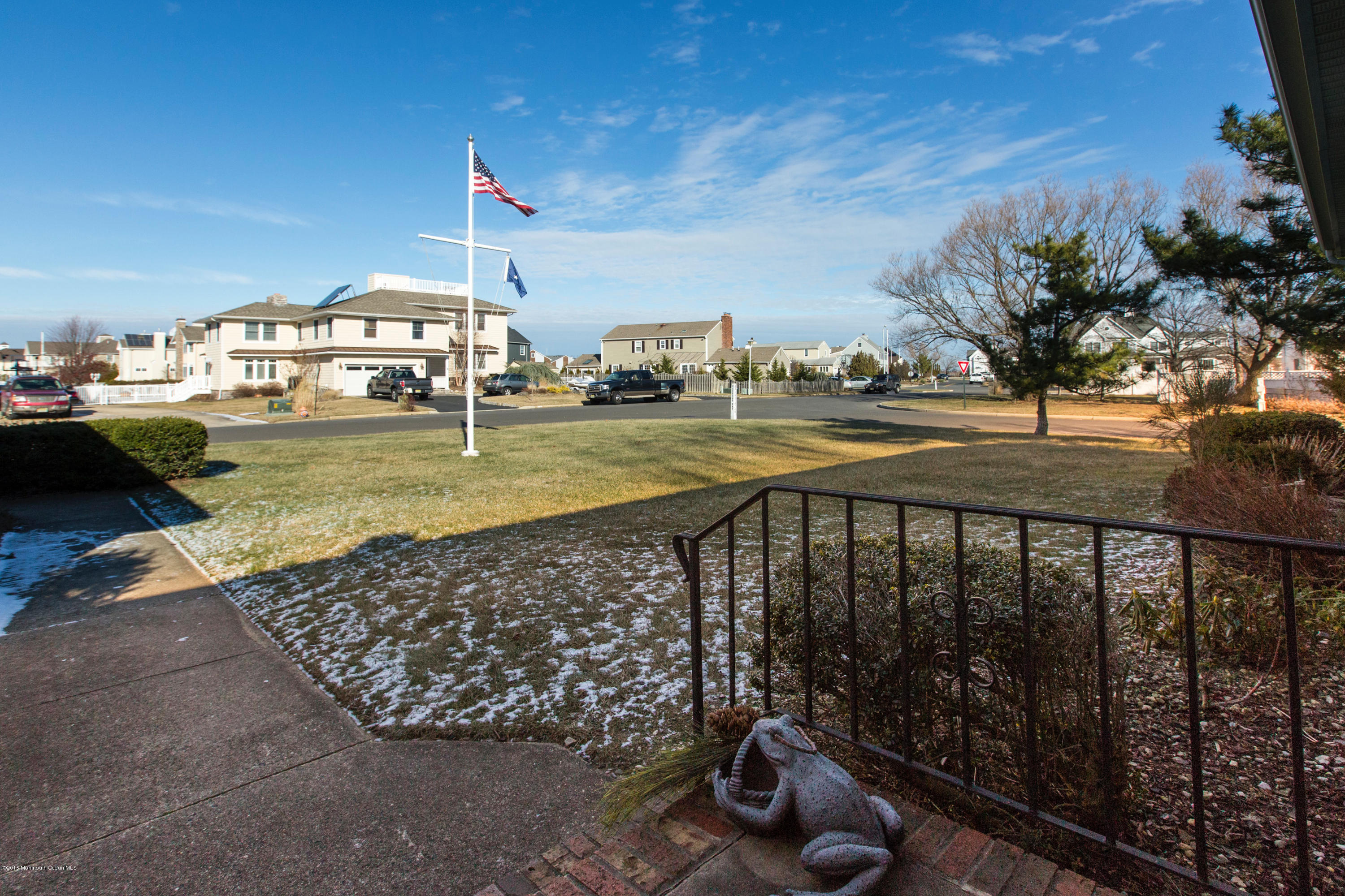 5 Gull Point Road Monmouth Beach, NJ 07750 - Photo 3 of 30 03_Front Yard