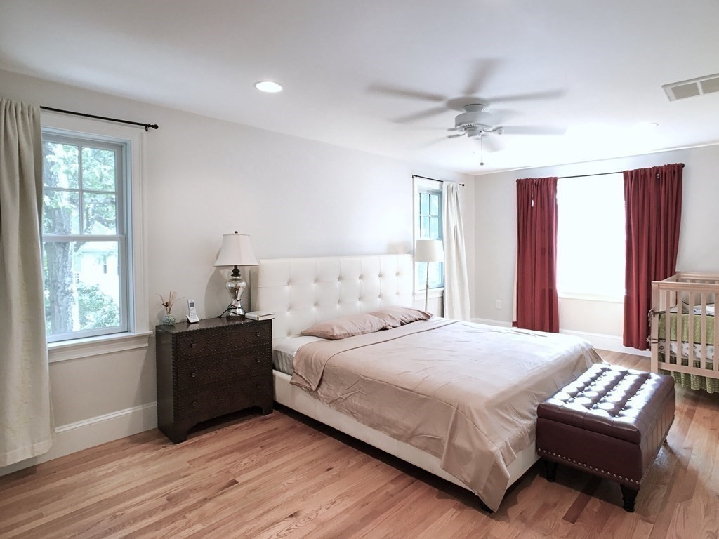 10 Larch Road, Unit 10 Wellesley, MA 02482 - Photo 14 of 26