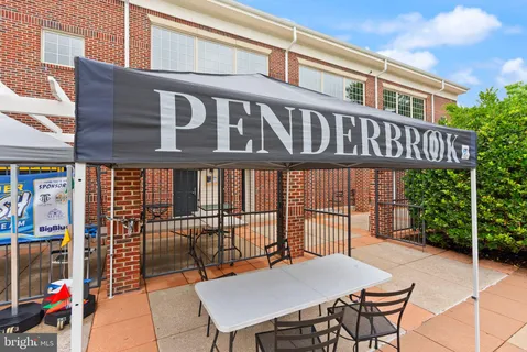 $795,000 | 3855 Inverness Road, Fairfax, VA 22033