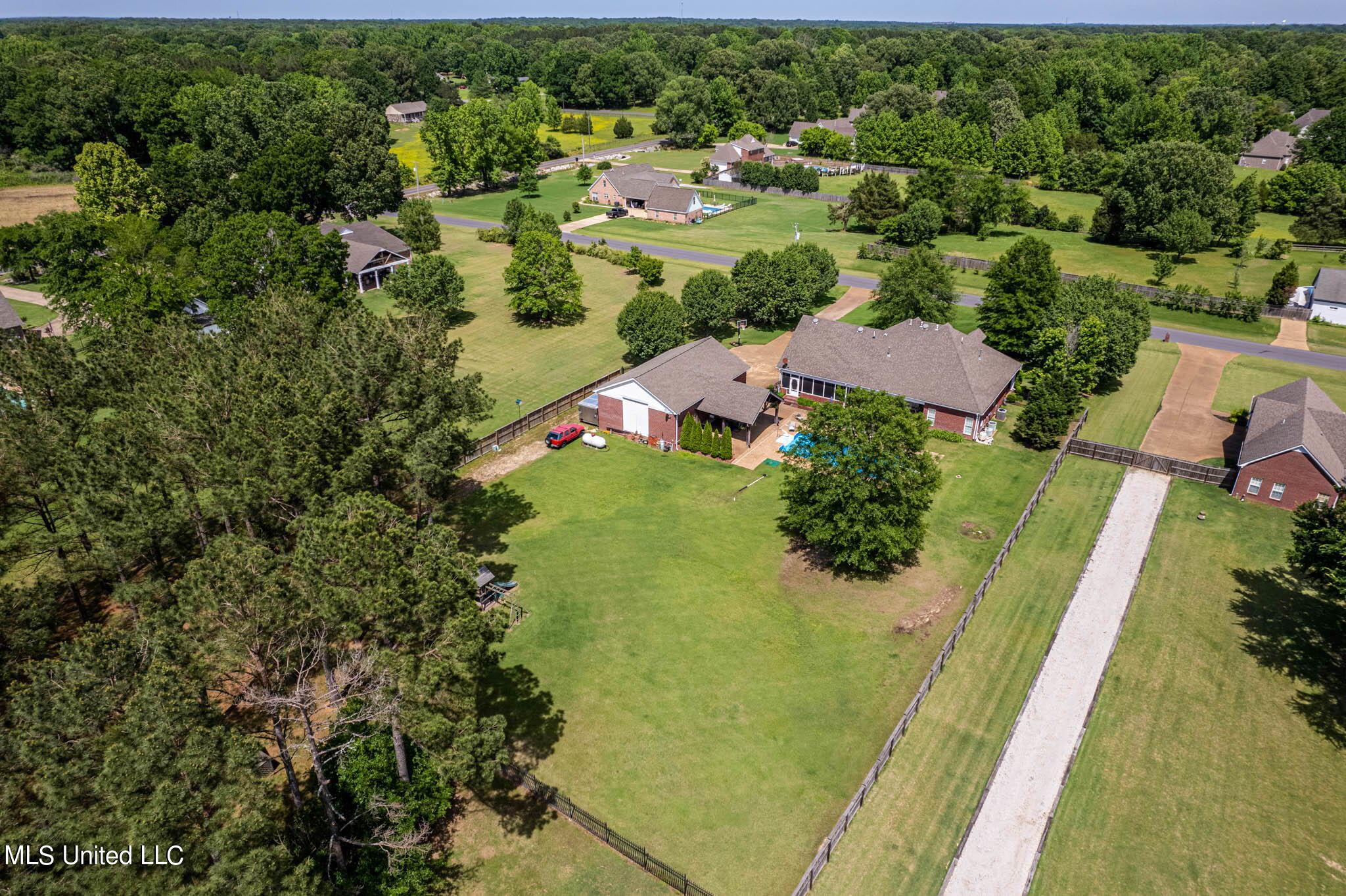 44 Myra Road Byhalia, MS 38611 - Photo 7 of 28 myra rd drone from halfway back to house