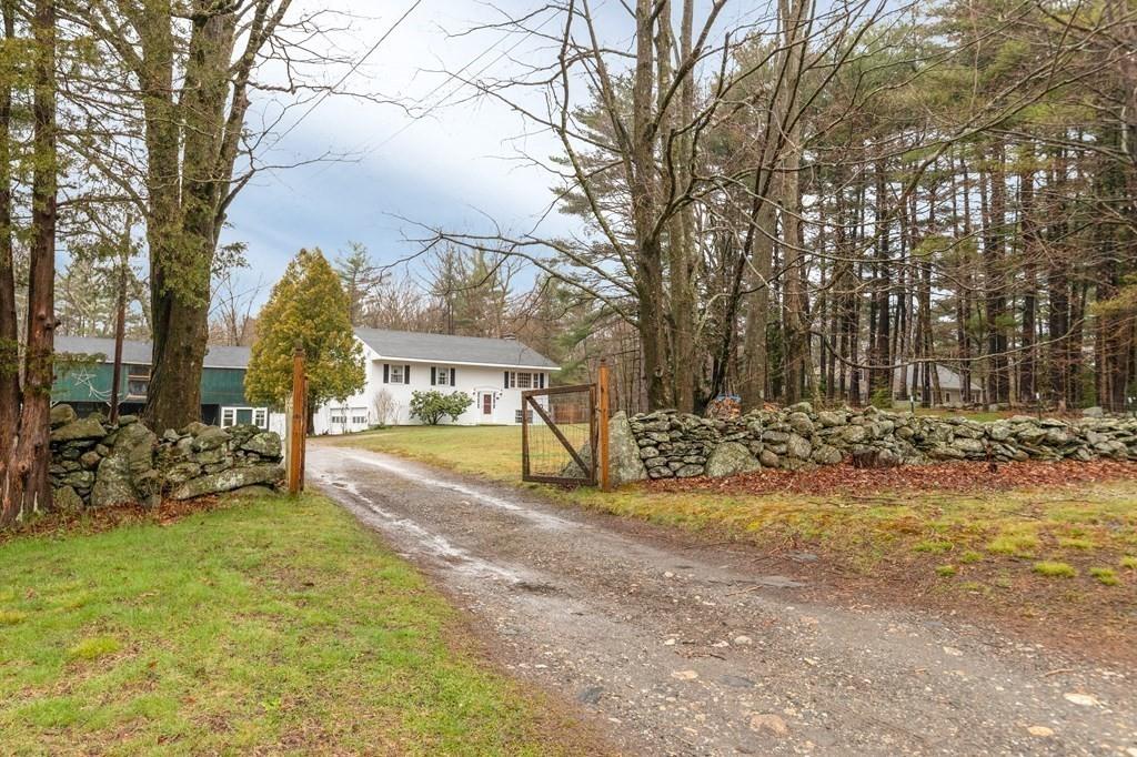 46 Longley Road Shirley, MA 01464 - Photo 3 of 24