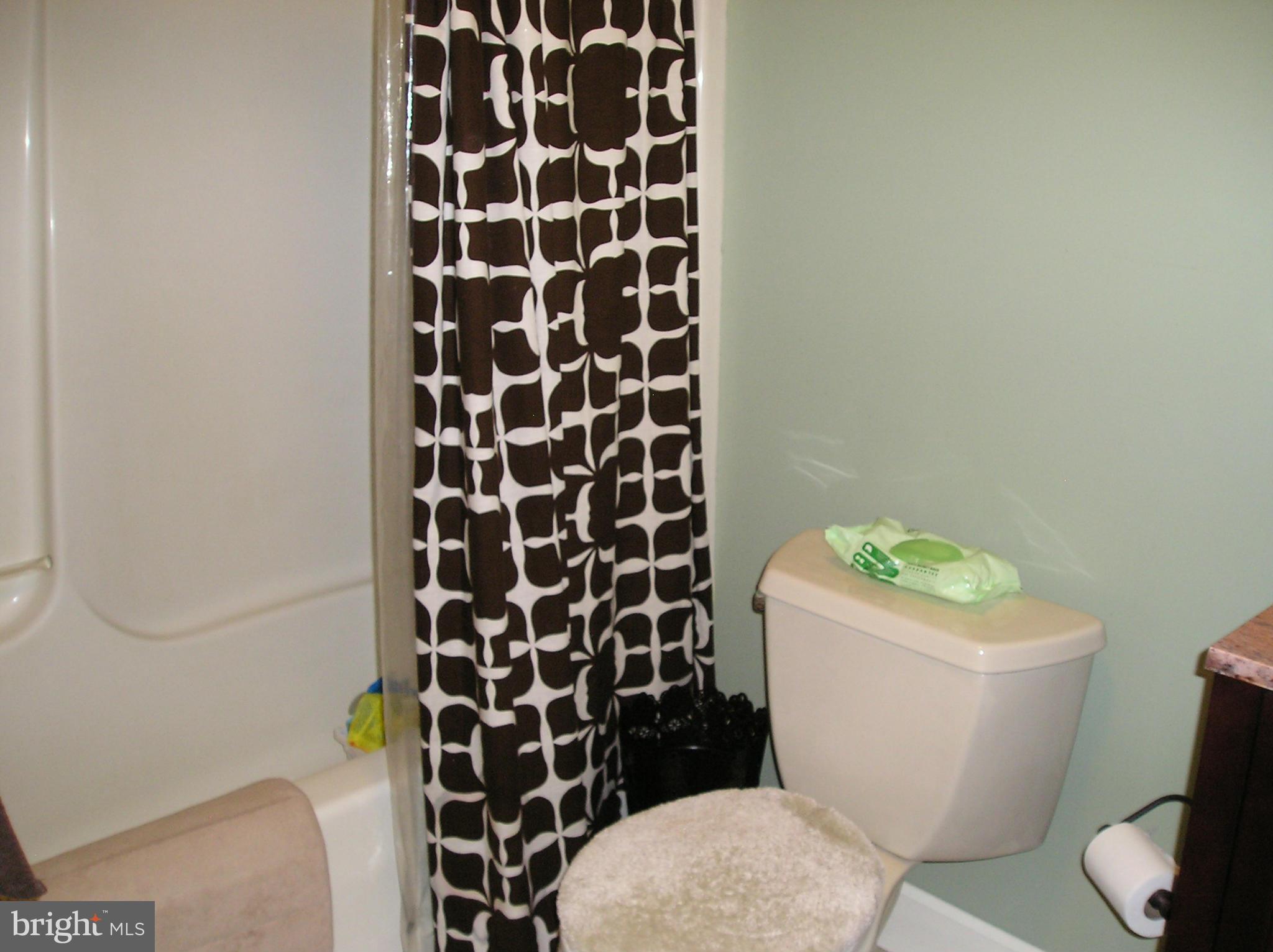 12624 Knepper Road Clear Spring, MD 21722 - Photo 15 of 21 Bath