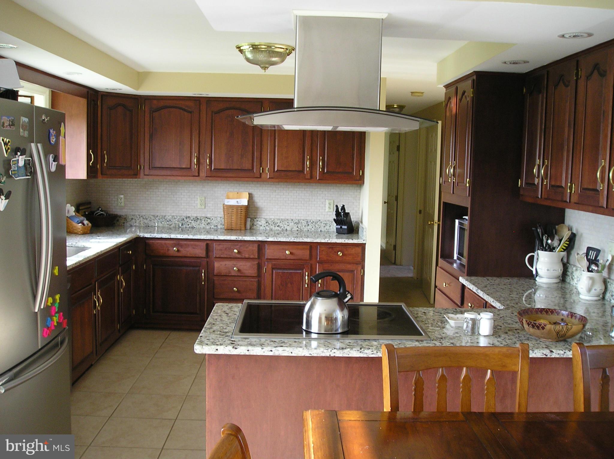 12624 Knepper Road Clear Spring, MD 21722 - Photo 9 of 21 Kitchen