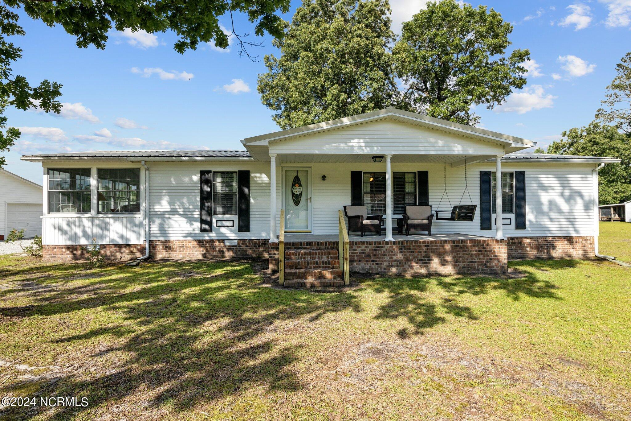 6655 River Road Vanceboro, NC 28586 - Photo 1 of 43 Front