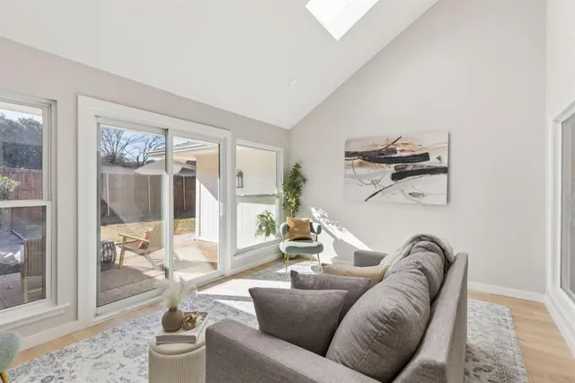 $700,000 | 3312 Cross Bend Road, Plano, TX 75023