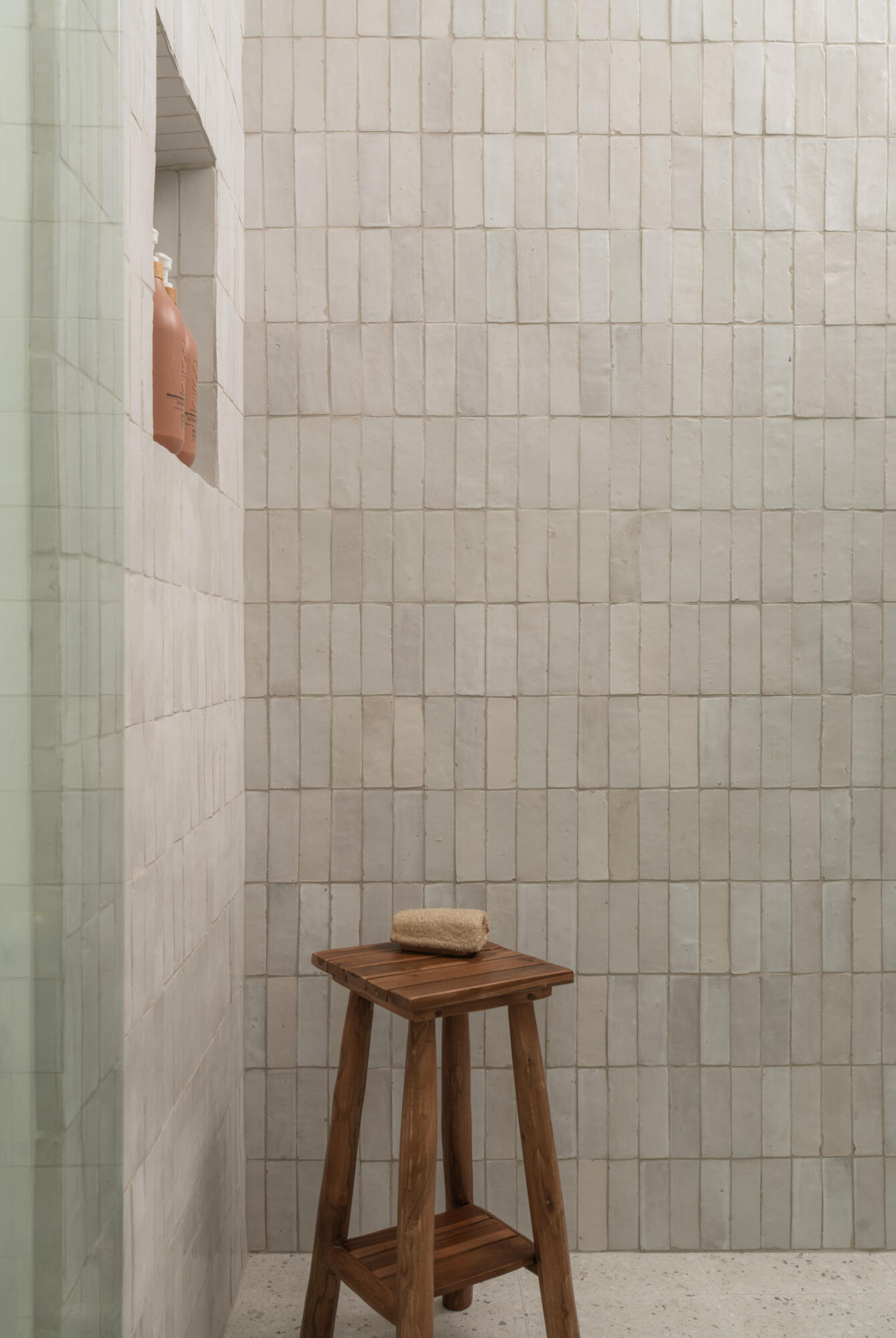 516 Alan Road Santa Barbara, CA 93109 - Photo 26 of 34 25. Bathroom2.1