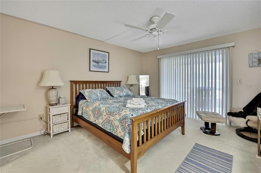 9135 Lingrove Road Weeki Wachee, FL 34613 - Photo 13 of 38