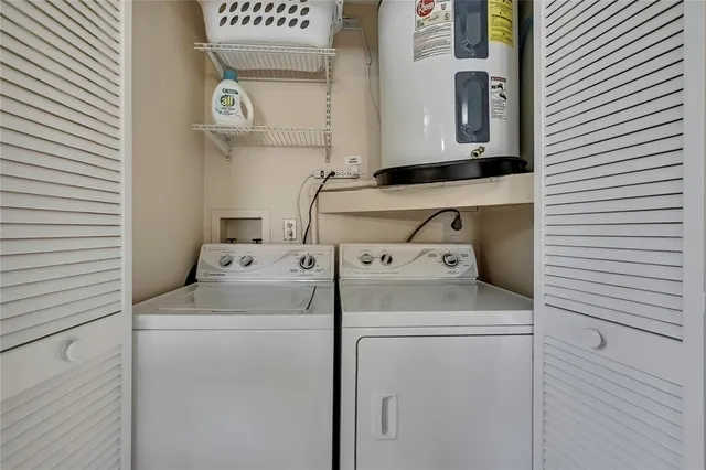 $1,925 | 9135 Lingrove Road, Weeki Wachee, FL 34613