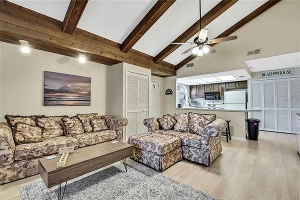 $1,895 | 9135 Lingrove Road, Weeki Wachee, FL 34613