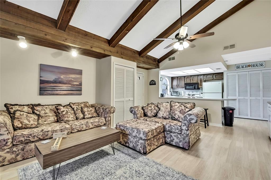 9135 Lingrove Road Weeki Wachee, FL 34613 - Photo 7 of 38