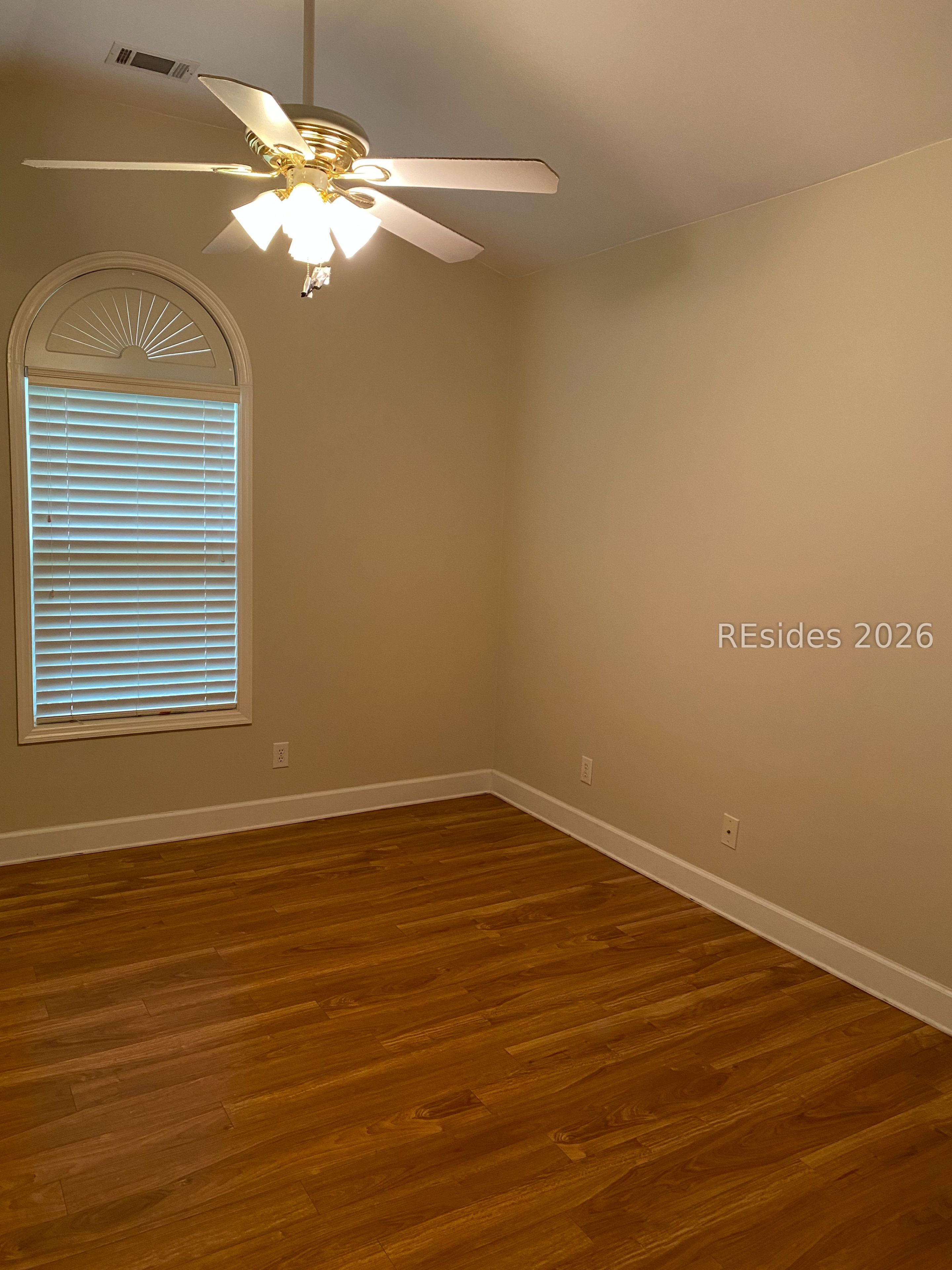 10 Sheppard Road Beaufort, SC 29907 - Photo 4 of 10 All Bedrooms are carpeted now. New 2023