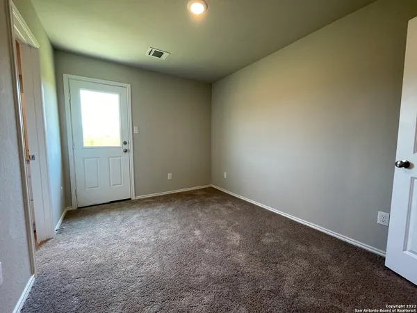 $1,300 | 8256 Piedra Medina, San Antonio, TX 78252