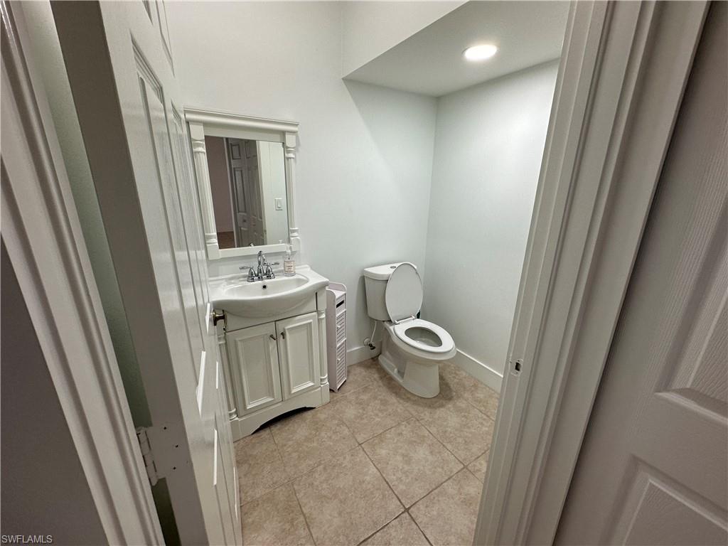 14936 Summit Pl Circle, Unit 19 Naples, FL 34119 - Photo 7 of 21