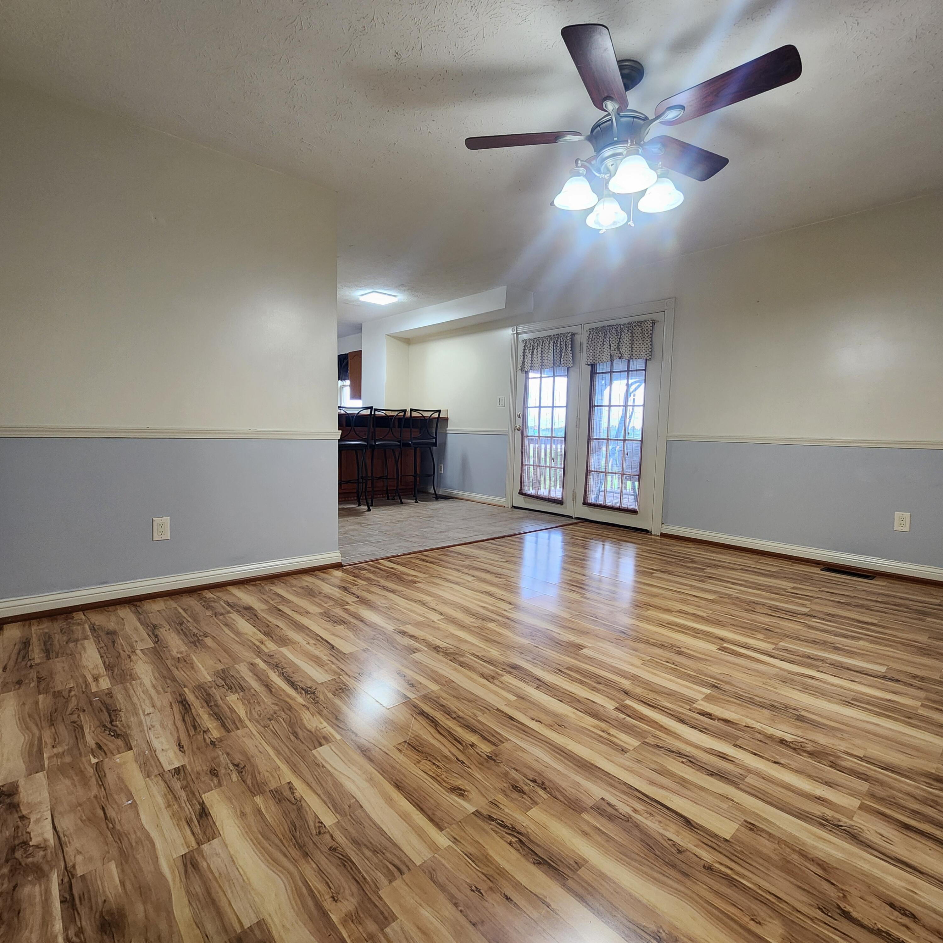 3571 Lexington Road Richmond, KY 40475 - Photo 10 of 58 20250805_173405