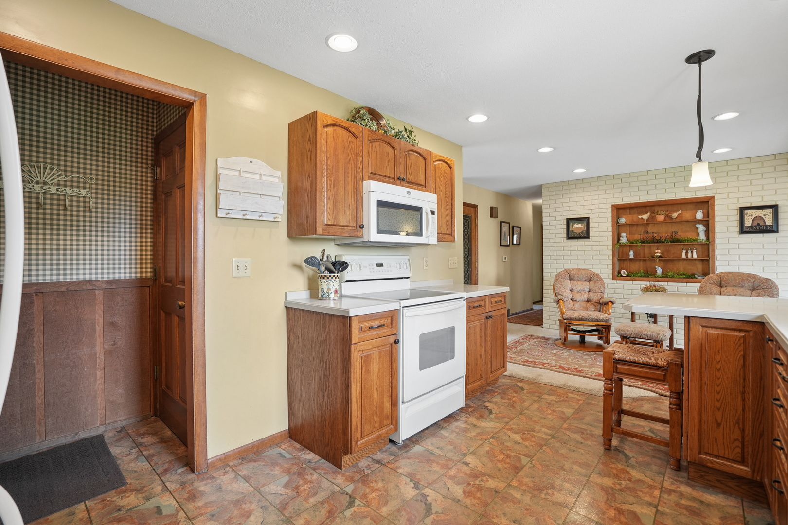 811 16th Street Fulton, IL 61252 - Photo 8 of 32