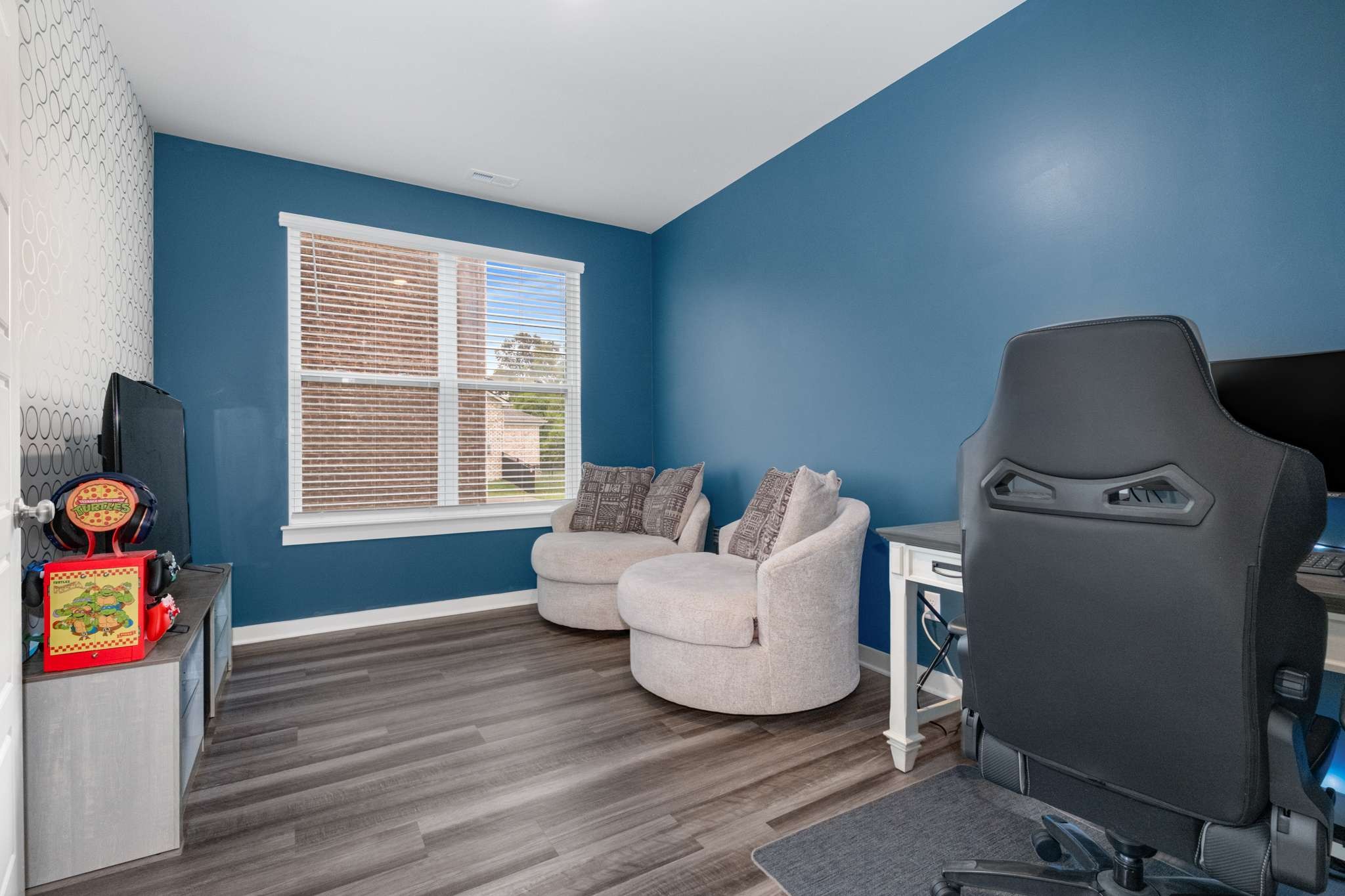 3122 Rift Lane Murfreesboro, TN 37130 - Photo 24 of 55 a living room with furniture and a window