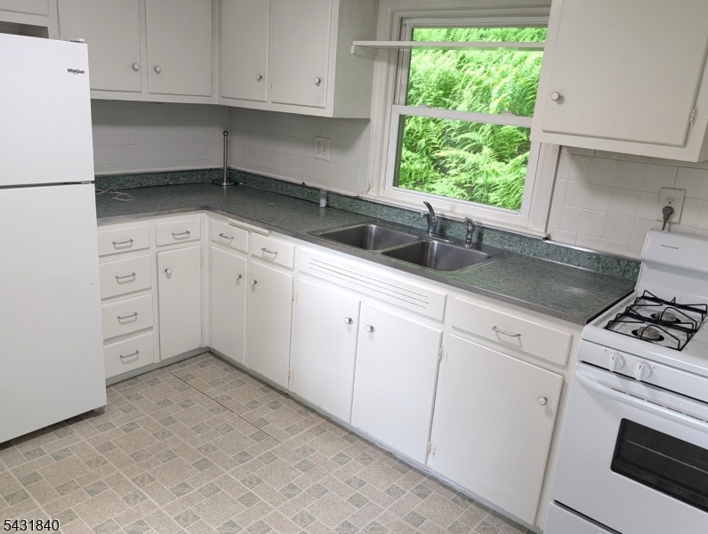 30 Hoffmans Crossing Road Califon, NJ 07830 - Photo 30 of 33