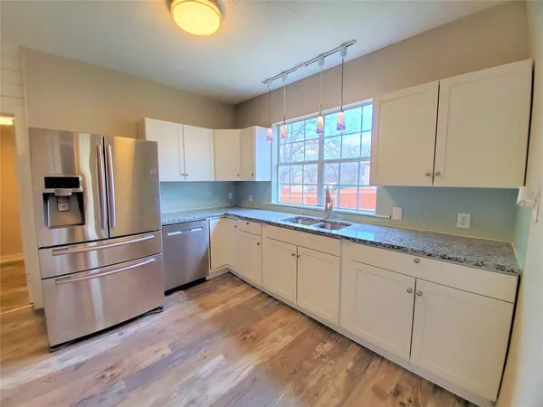 $3,000 | 2223 North Locust Street, Denton, TX 76209