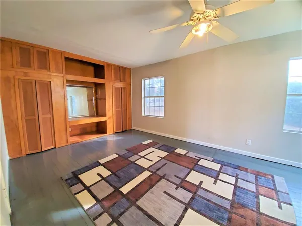 $3,000 | 2223 North Locust Street, Denton, TX 76209