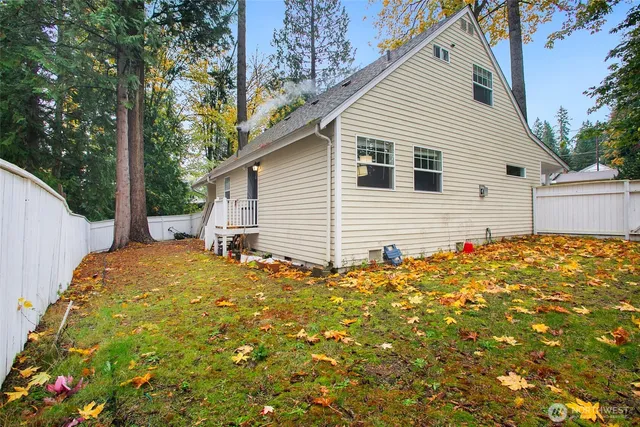 $4,490 | 16376 Southeast 40th Street, Bellevue, WA 98006