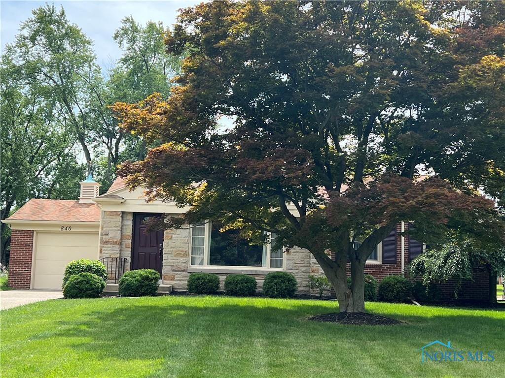 840 Barker Road Fremont, OH 43420 - Photo 1 of 26 Gallery Image 1