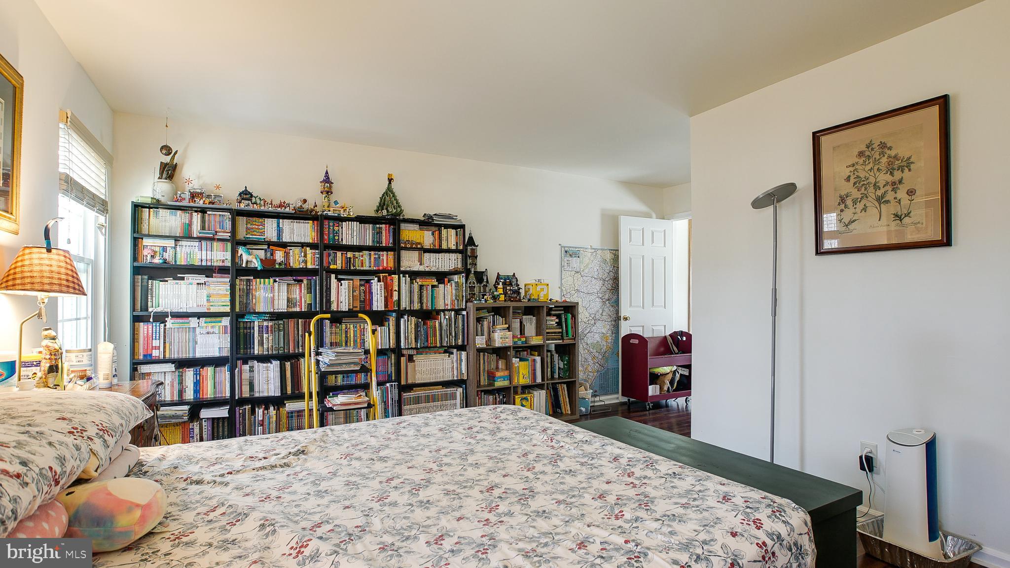38 Spruce Road Hightstown, NJ 08520 - Photo 17 of 32