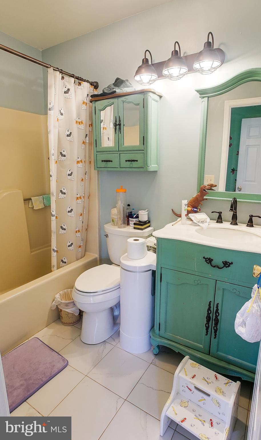 38 Spruce Road Hightstown, NJ 08520 - Photo 23 of 32