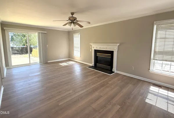 $1,995 | 804 Falling Wind Court, Raleigh, NC 27610