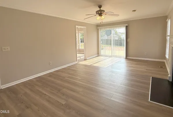 $1,995 | 804 Falling Wind Court, Raleigh, NC 27610