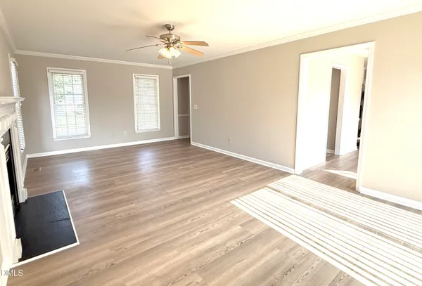 $1,995 | 804 Falling Wind Court, Raleigh, NC 27610