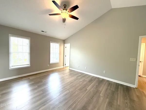 $1,995 | 804 Falling Wind Court, Raleigh, NC 27610