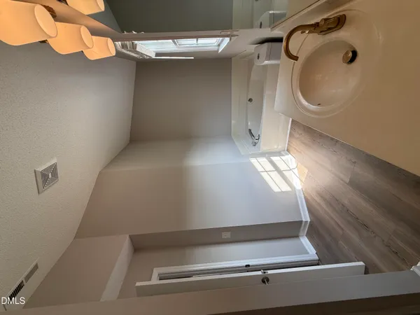 $1,995 | 804 Falling Wind Court, Raleigh, NC 27610