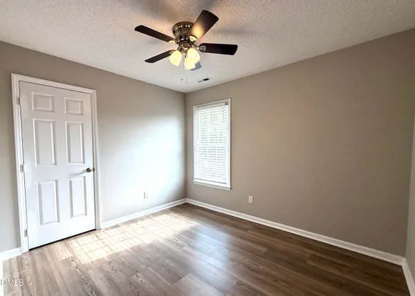 $1,995 | 804 Falling Wind Court, Raleigh, NC 27610