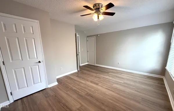 $1,995 | 804 Falling Wind Court, Raleigh, NC 27610