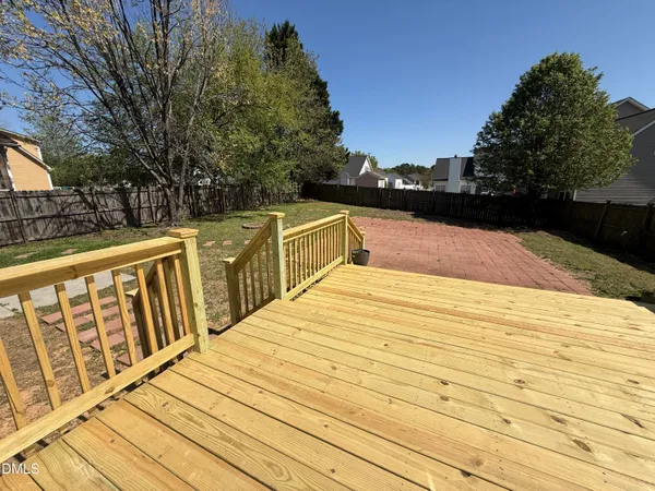 $1,995 | 804 Falling Wind Court, Raleigh, NC 27610