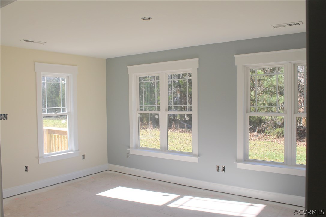 4908 Di's Way Sandston, VA 23150 - Photo 5 of 15 Gallery Image 5