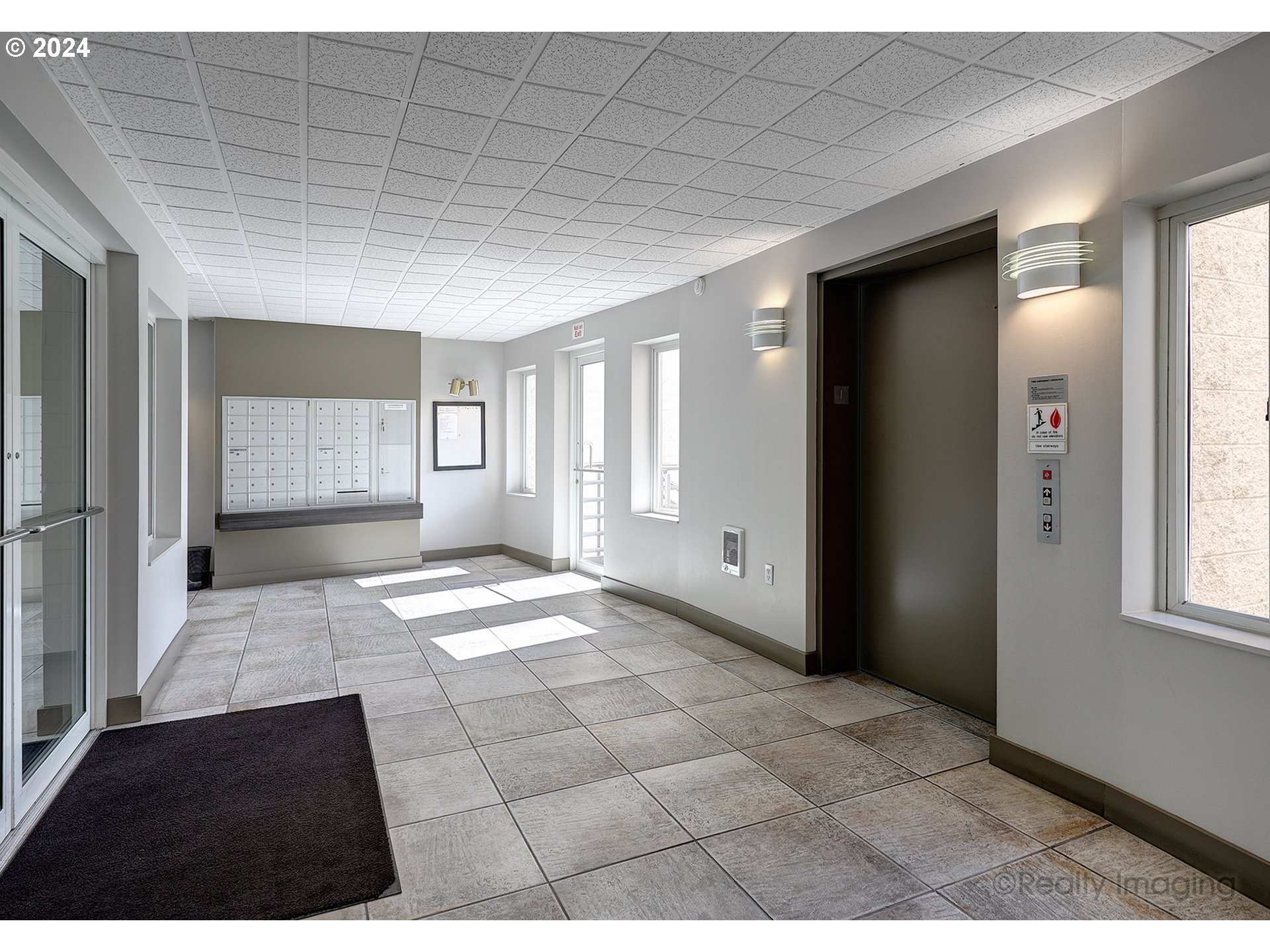 6665 West Burnside Road, Unit 425 Portland, OR 97225 - Photo 4 of 36 Gallery Image 4
