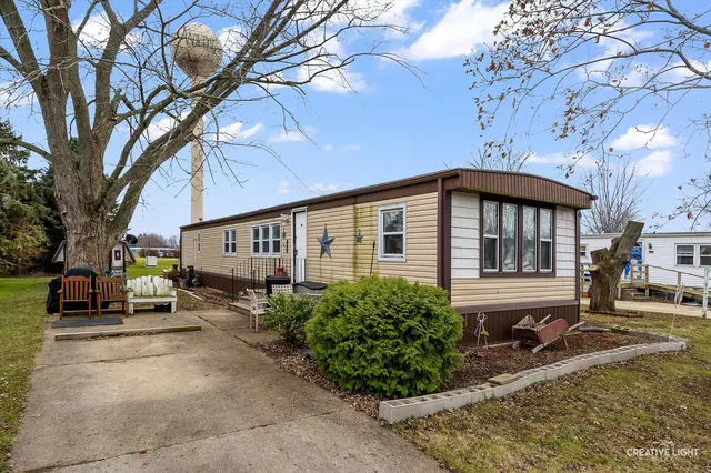 $20,000 | 5 Hickory Lane, Sandwich, IL 60548