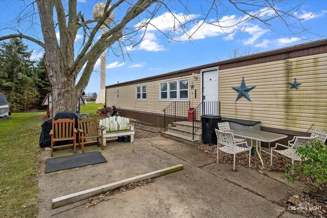 $20,000 | 5 Hickory Lane, Sandwich, IL 60548