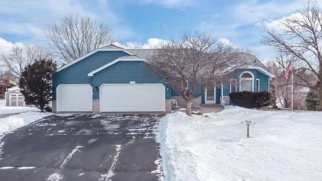 $499,000 | 819 Moonlight Place, Woodbury, MN 55125
