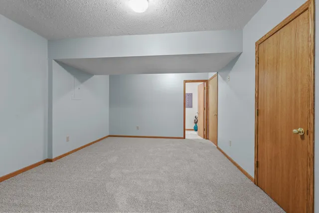 $499,000 | 819 Moonlight Place, Woodbury, MN 55125