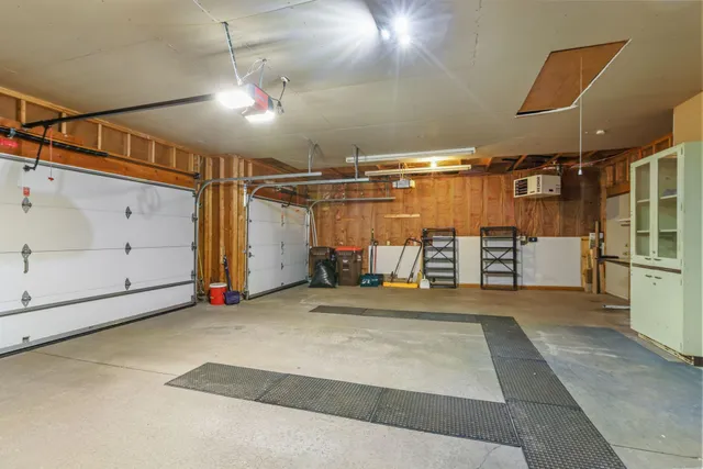 $499,000 | 819 Moonlight Place, Woodbury, MN 55125