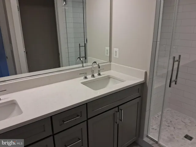 $3,800 | 5158 Ridgeview Retreat Drive, Chantilly, VA 20151