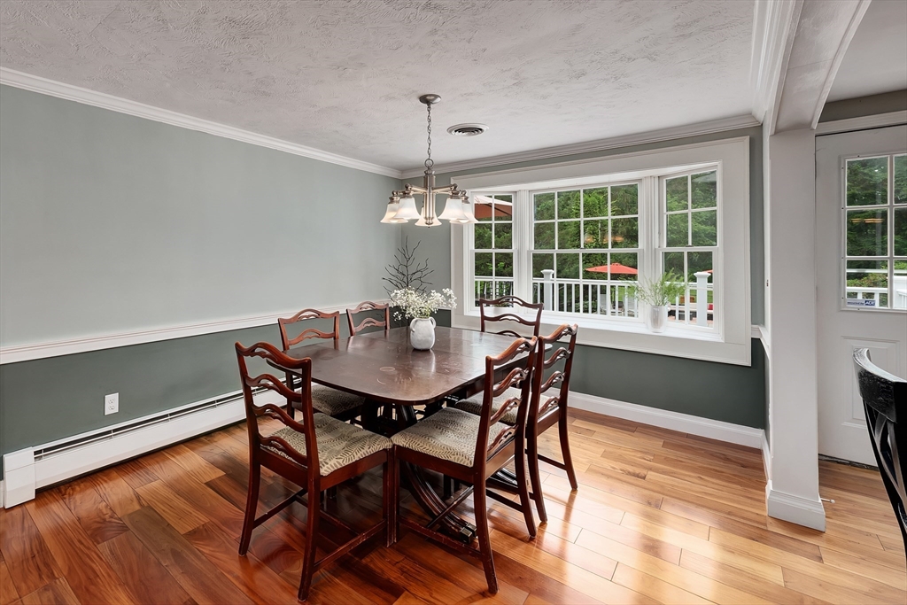 7 Perkins Row Topsfield, MA 01983 - Photo 11 of 39 Gallery Image 11